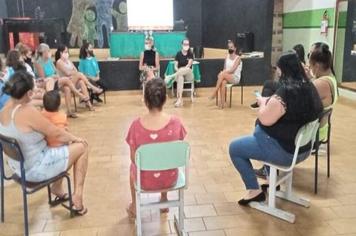 GRAVIDEZ NA ADOLESCÊNCIA É TEMA EM REUNIÃO DE PAIS DO “TIO CARLÃO”