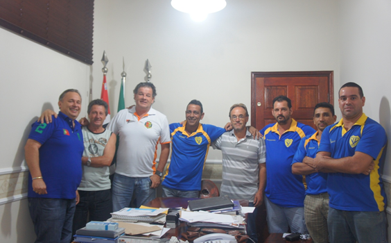 Unidos da Vila participa de reunião na Prefeitura