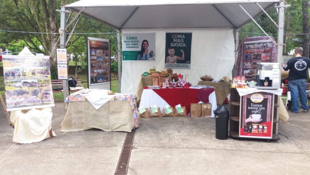 VARGEM PARTICIPOU DA PRIMEIRA EDIÇÃO DA FEIRA DE TURISMO REGIONAL