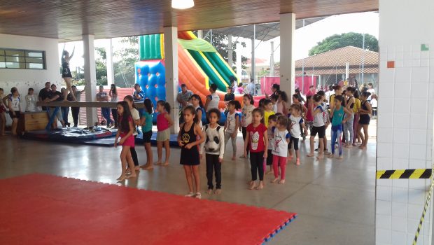 NESTE DOMINGO TEM MANHÃ DE LAZER NO BAIRRO SANTA MARTA