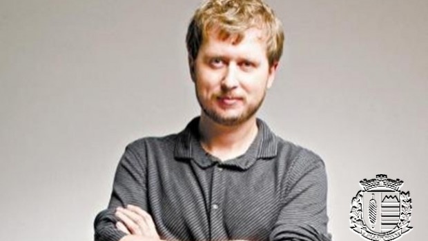 Escritor Leandro Narloch participa de bate-papo na Biblioteca Municipal