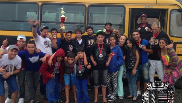 Equipe de Jiu Jitsu conquista o 3º lugar no 8° Campeonato de Poço Fundo
