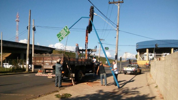 Desetran implanta nova sinalização de trânsito