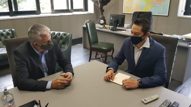 PREFEITO PARTICIPA DE AUDIÊNCIA COM SECRETÁRIO DE DESENVOLVIMENTO REGIONAL
