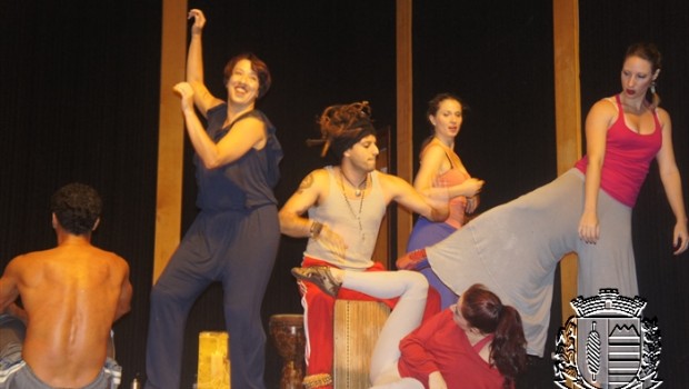 Escola de Música Manoel Martins apresentou espetáculo de dança