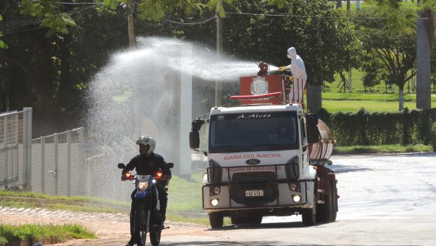INICIADO TRABALHO DE DESINFECÇÃO DA CIDADE