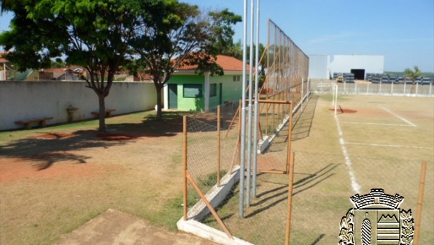 Departamento de Esportes inicia restauração do campo de futebol do Jardim Paulista