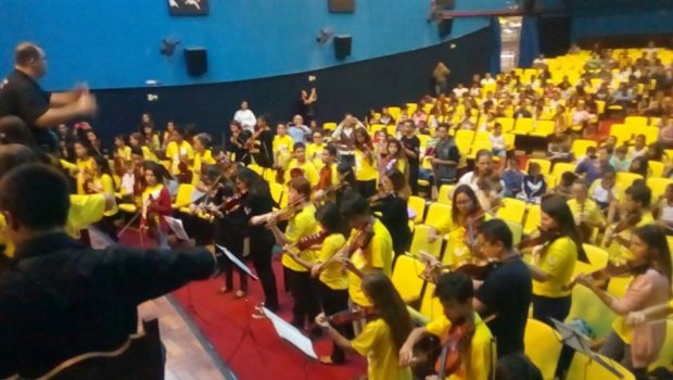 Alunos do Projeto Guri de Vargem se apresentaram em Aguaí