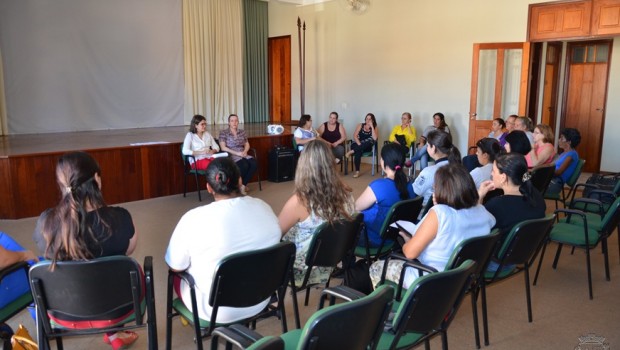 Merendeiras das escolas e creches municipais participaram de capacitação