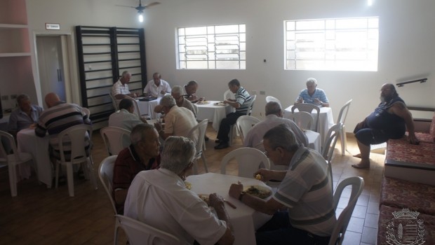 Ação Social promove almoço em homenagem ao Dia dos Pais