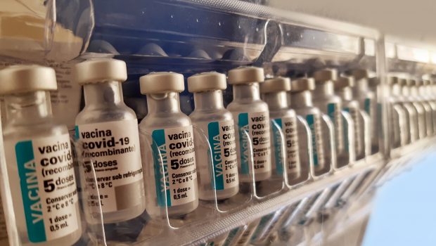 SEXTA-FEIRA (11) FOI REALIZADA A VACINAÇÃO DE CORONAVAC E ASTRAZENECA CONTRA COVID-19