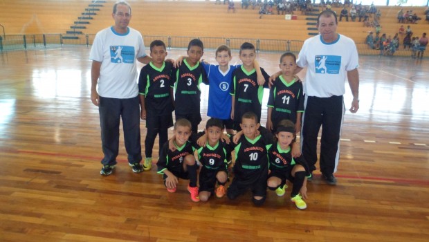 Vargem consegue três vitórias e um empate no futsal