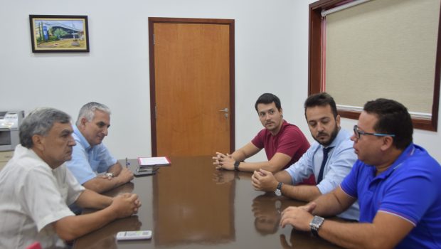 EMPRESA SPORTS NUTRI ASSINA CONTRATO PARA INSTALAÇÃO NO DISTRITO INDUSTRIAL