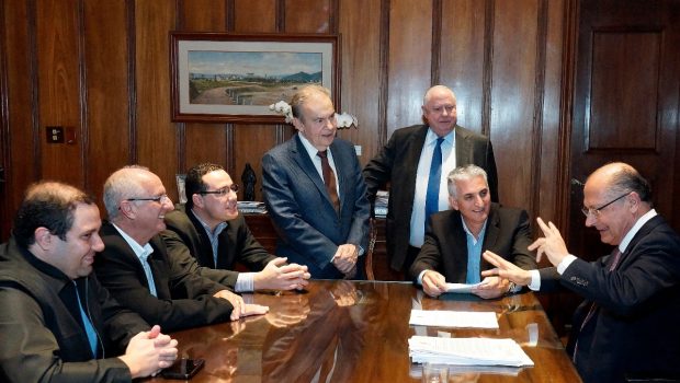 Prefeito participa de audiência com o governador Geraldo Alckmin