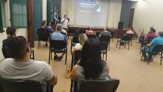 SEBRAE EM PARCERIA COM PREFEITURA REALIZOU CURSO DE SUPERMEI