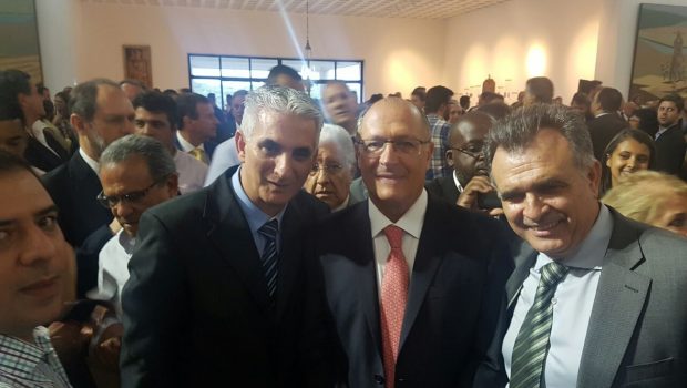 Durante posse da presidência da APM, Amarildo esteve com governador Geraldo Alckmin e presidente do TCE, Sidney Beraldo