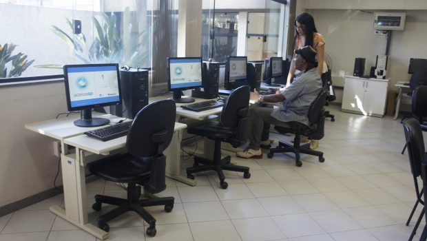 Prefeitura está admitindo voluntários para o AcessaSP