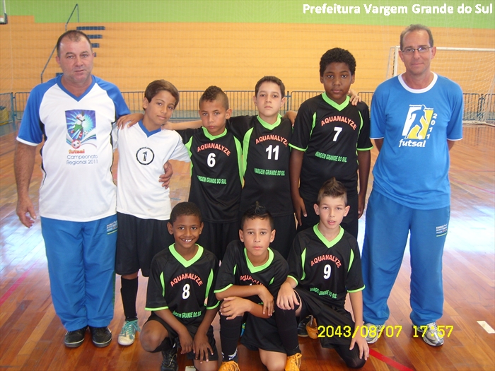 Vargem Grande disputa duas finais do regional de futsal