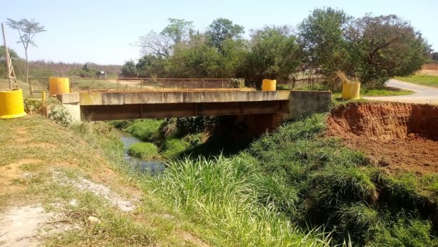 ATENÇÃO ! PONTE DO RIO VERDE ENCONTRA-SE INTERDITADA PARA VEÍCULOS