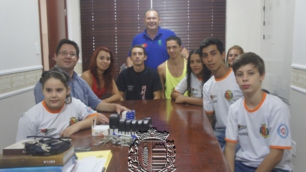 Atletas de Vargem recebem o benefício do Programa Bolsa Atleta