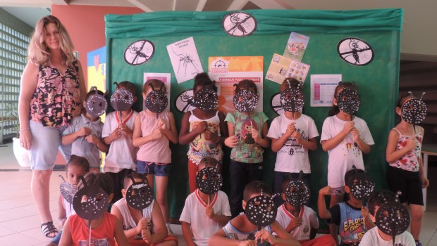 Escolas promovem passeatas e mobilizações contra o Aedes Aegypti