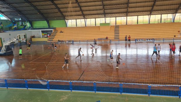 EQUIPE DE BASQUETE DE VARGEM JOGA EM SÃO JOÃO PELO COMITÊ ESPORTIVO REGIONAL
