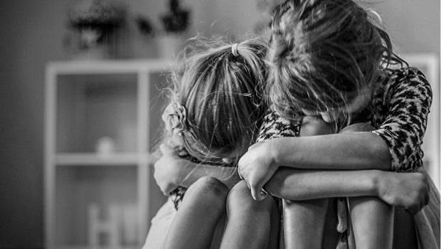 CAMPANHA DE COMBATE AO ABUSO E EXPLORAÇÃO SEXUAL DE CRIANÇAS E ADOLESCENTES