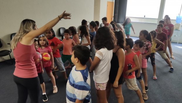 DIVERSÃO GARANTIDA NA PROGRAMAÇÃO DE FÉRIAS