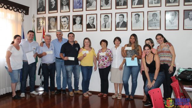 Valor arrecadado com venda de sucata é repassado para as entidades