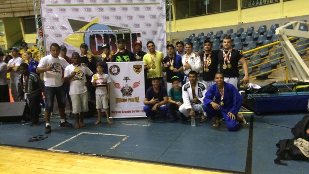 Vargem conquista 15 medalhas na Copa Romeu Bertho de Jiu Jitsu
