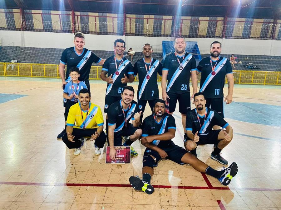 EQUIPE DE HANDEBOL MASCULINO FICOU EM 4º LUGAR NA LIGA REGIONAL