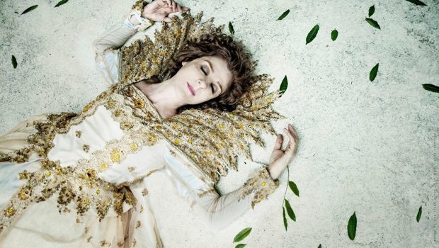 PEÇA TEATRAL “VESTIDA DE SHAKESPEARE” SERÁ DIA 10