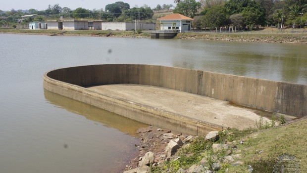 Água: chuvas estão diminuindo e população deve economizar