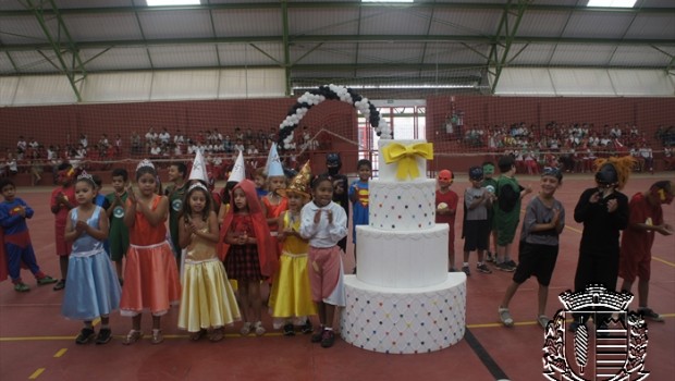 Escola Municipal Antônio Coury completou 10 anos de fundação