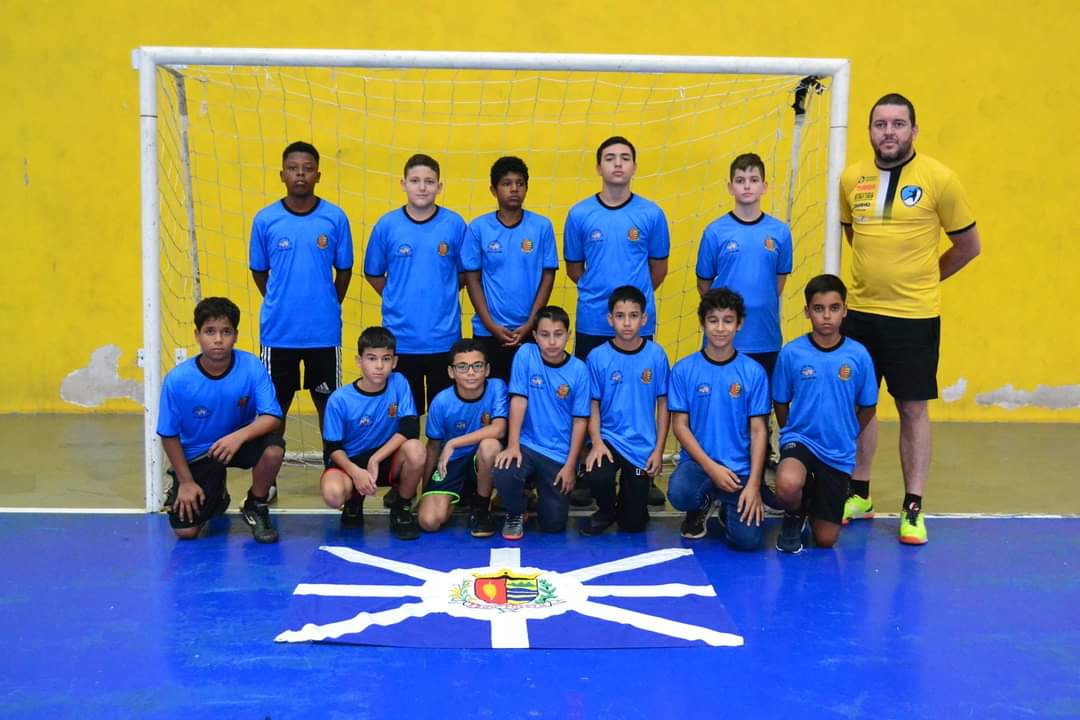 PROJETO ATLETAS NOTA 10 JOGOU EM TATUÍ PELA LIGA DE HANDEBOL DO INTERIOR