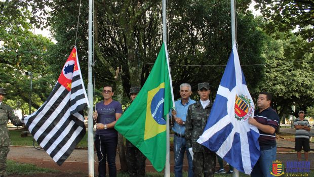 Desfile dos Tiros de Guerra encerra homenagem em comemoração à Semana do Exército