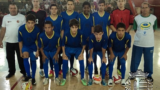 Equipe da Escolinha Municipal de Futsal disputarão jogos do Campeonato Regional em Leme