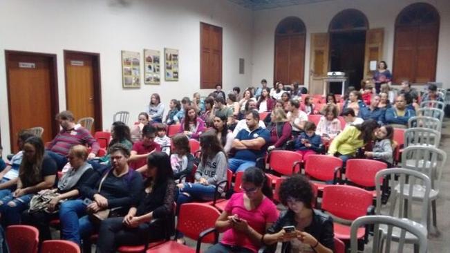 ESPETÁCULO DE DANÇA “GIRASSÓIS”