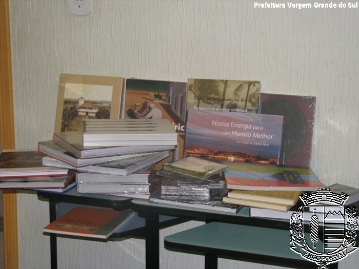 Biblioteca Municipal recebeu 370 novos livros