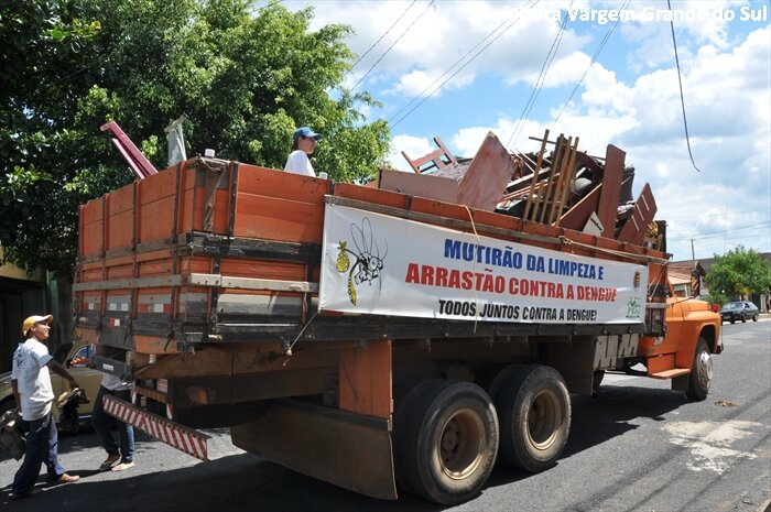 Arrastão e Mutirão de Limpeza mobilizaram a cidade contra a Dengue