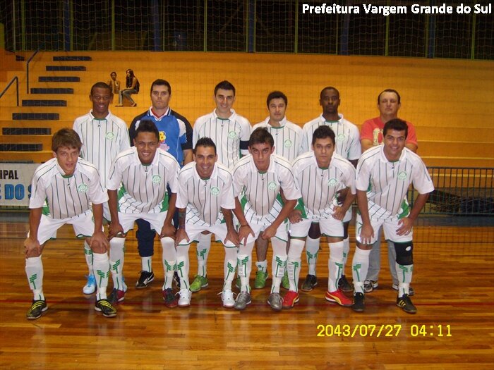 5ª Copa Vargem Grande de Futsal 2011 semifinais das séries ouro e prata será na quinta-feira