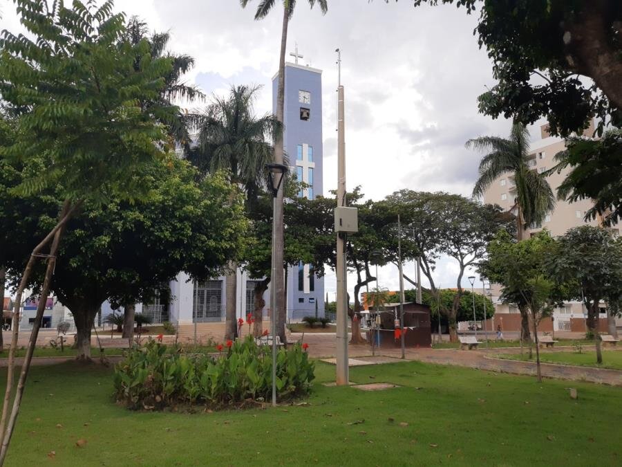 VARGENGRANDENSES JÁ PODEM USAR INTERNET GRATUITA NAS PRAÇAS DA MATRIZ E DO JARDIM FORTALEZA