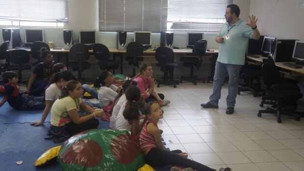 Alunos da escola Henrique de Brito participam de projeto socioambiental