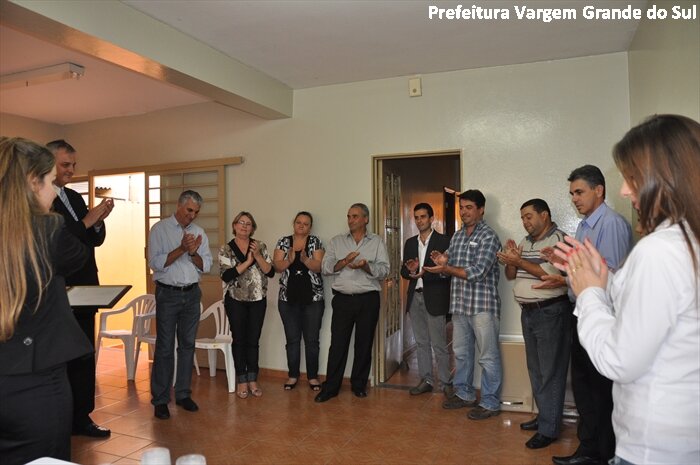 “Projeto Colibri” inaugura sala de convivência e recebe moção