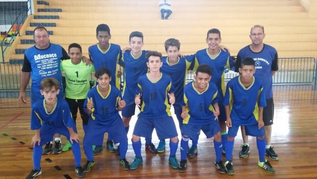 VARGEM CONSEGUE BONS RESULTADOS NO FUTSAL