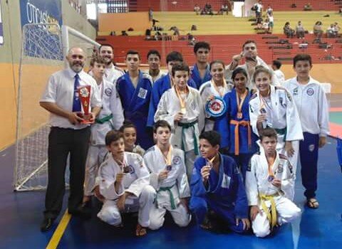 Associação Jita Kyoei retoma aulas no Clube XXI de Abril