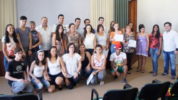 Mais uma turma se forma pelo programa Via Rápida