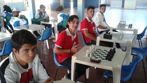 Enxadristas de Vargem ficam em 3º lugar na Fase Regional do Jogos Abertos da Juventude
