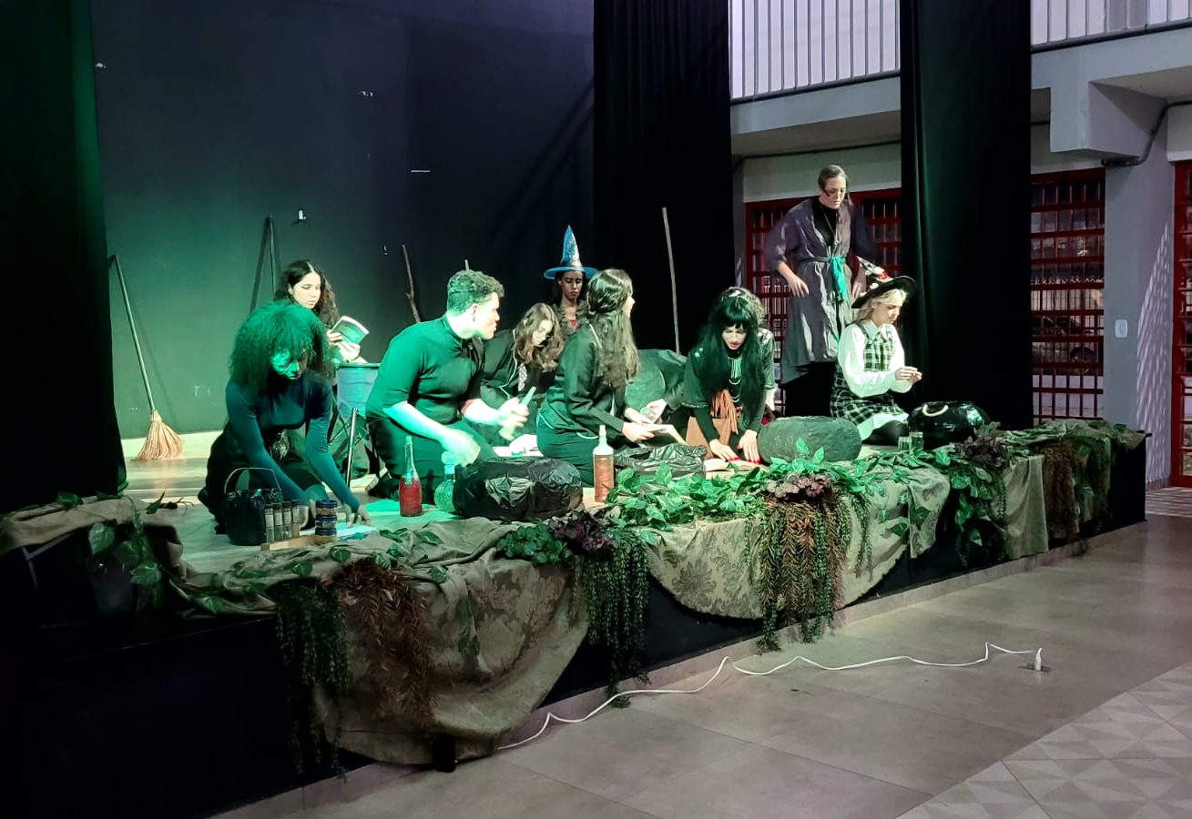 OFICINA DE TEATRO REALIZOU PRIMEIRO ENSAIO ABERTO NO ESPAÇO MAIS CULTURA