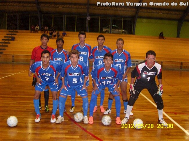 Vargem Grande é vice campeã da região de Campinas no futsal sub 18 anos